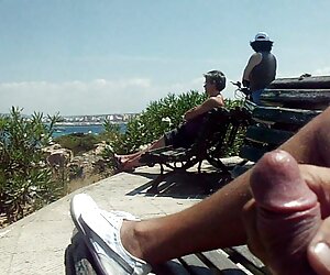 ĐƯỢC massage gai xinh 143802-11