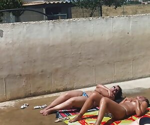 TÓC Mẹ lấp đầy tình dục sex trai đẹp chơi gái của mình lỗ với một đen!