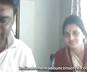 Tuyệt vời, cô lồn đẹp gái xinh bé với đồ chơi của mình